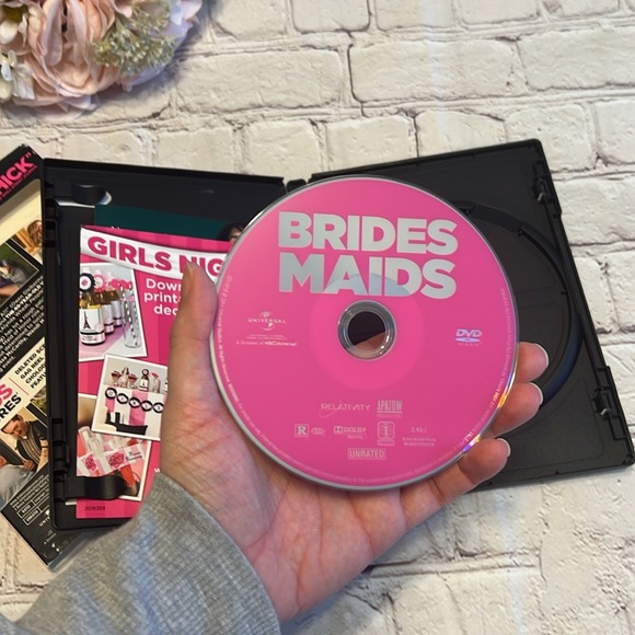 Bridesmaid DVD - Picture 3 of 5